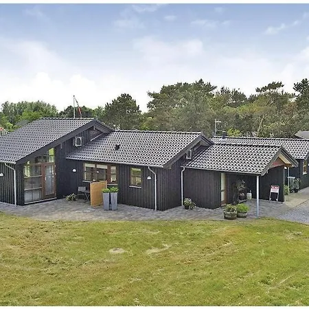 Luksus Sommerhus Beliggende I 9300 * Sæby